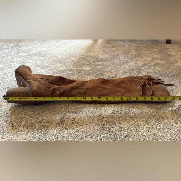 Brown suede knee-high boots with a boho vibe. Franco Sarto leather boots - Picture 6 of 6